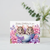 Carte Postale Joyeux Anniversaire Souris Aquarelle dans une Tass (Debout devant)