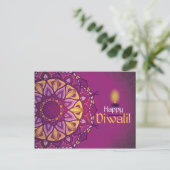 Carte Postale Joyeux diwali violet rangoli ornemental (Debout devant)