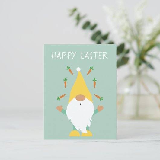 Carte Postale Joyeux Gnome de Pâques Jonglant des carottes (Debout devant)