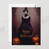 Carte Postale Joyeux Halloween avec une sorcière en robe gothiqu (Devant / Derrière)