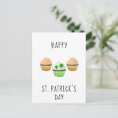 Carte Postale Joyeux St. Patrick muffins et trèfle (Debout devant)