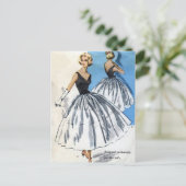 Carte Postale Jupe blanche (Debout devant)