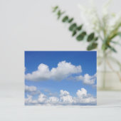 Carte Postale Juste des nuages (Debout devant)