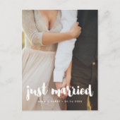 Carte Postale Juste marié Typographie moderne photo mariage (Devant)