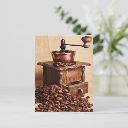Carte Postale Kaffeebohnen Kaffeemühle (Debout devant)