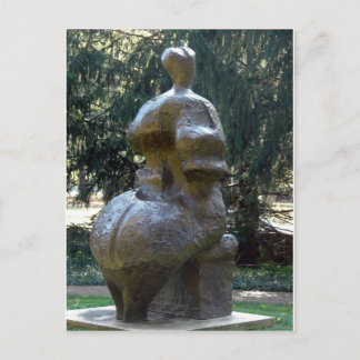 Carte Postale Kansas City Sculpture dans le parc Une femme assis