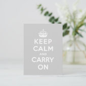 Carte Postale keep calm and carry on original (Debout devant)