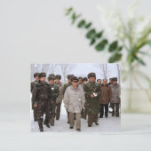 Carte Postale Kim Jong-il, Corée du Nord (Debout devant)