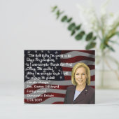 Carte Postale Kirsten Gillibrand cite le Débat démocrate : (Debout devant)