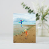 Carte Postale Kite volant enfant (Debout devant)