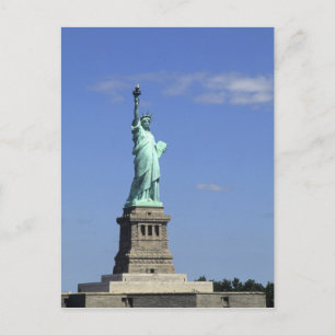 Carte Postale La beauté de la célèbre Statue de la Liberté sur