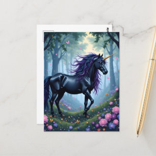 Carte Postale La belle licorne noire dans la forêt