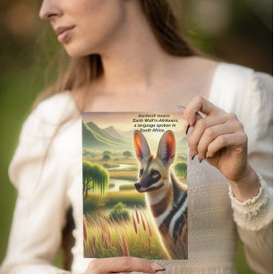 Carte Postale La bête Majestic d'Aardwolf errant dans le pré