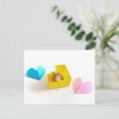 Carte Postale La Boîte aux lettres (Debout devant)