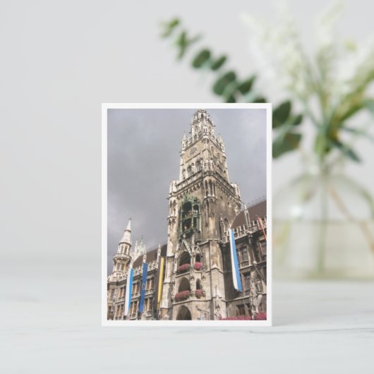 Carte Postale la cathédrale de münchen (Debout devant)