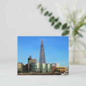 Carte Postale La Côte du Verre à Londres (Debout devant)