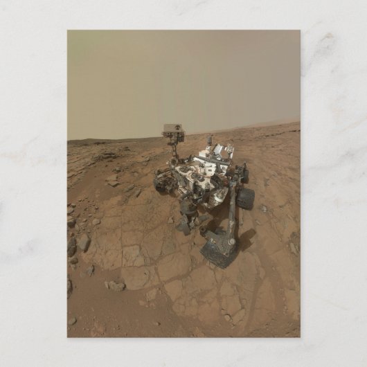 Carte Postale La Curiosité A Rover Sur La Surface De Mars. (Devant)