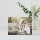 Carte Postale La Dame et le Tigre  -- (Debout devant)