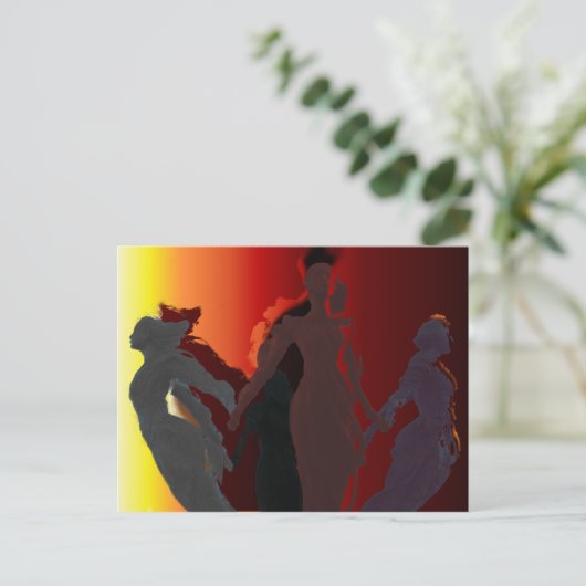 Carte Postale La déesse triple (Debout devant)