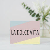 Carte Postale La dolce vita italien lettrage (Debout devant)