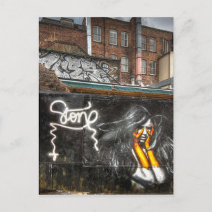 Carte Postale La Fille avec gants orange, Graffiti en courte dur