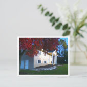 Carte Postale La maison à vendre. (Debout devant)