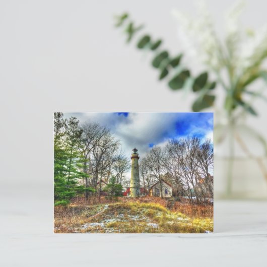 CARTE POSTALE LA MAISON LUMINEUSE D'EVANSTON (Debout devant)