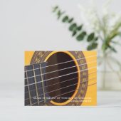 Carte Postale La musique pense avec son guitare (Debout devant)