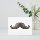 Carte Postale La Mustache (Debout devant)