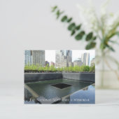 Carte Postale La photo de voyage du Mémorial national du 11 sept (Debout devant)