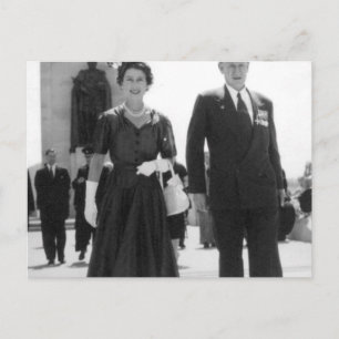 Carte Postale La Reine Elizabeth II Et Sir Walter Jackson Cooper