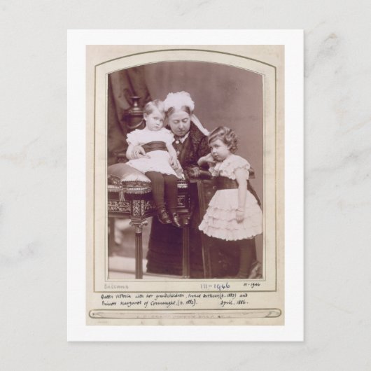 Carte Postale la reine Victoria (1819-1901) avec ses petits-enfa (Devant)