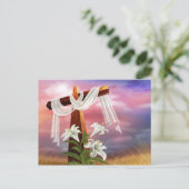 Carte Postale La Sainte Croix - Drapée en blanc avec Lilies (Debout devant)