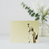 Carte Postale La statue de la liberté (Debout devant)