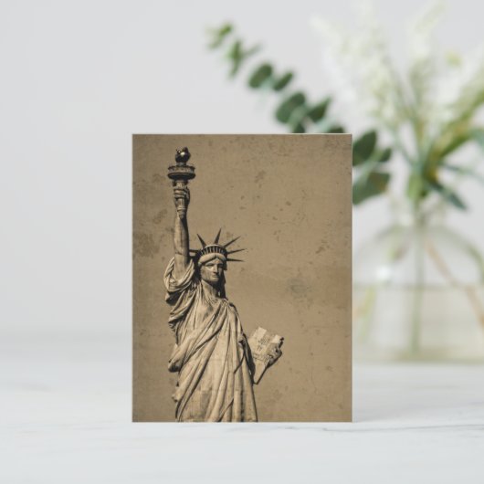 Carte Postale La Statue De La Liberté (Debout devant)