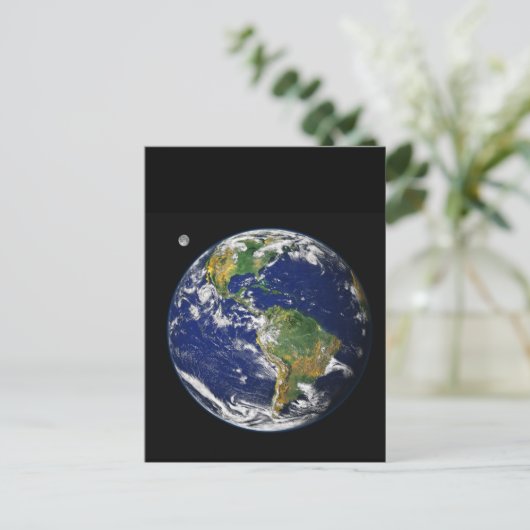 Carte Postale La terre de l'espace (Debout devant)