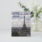 Carte postale La Tour Eiffel (Debout devant)
