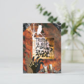 Carte Postale La vérité n'est pas mesurée en appel massif (Debout devant)