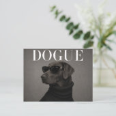 Carte Postale Labrador chocolat de luxe (Debout devant)
