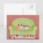 Carte Postale Labrador jaune sur le canapé vert (Devant / Derrière)
