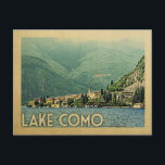 Carte postale Lac de Côme Italie Vintage voyage<br><div class="desc">Le design du lac de Côme Italie dans le style Vintage voyage avec la belle ville de montagne de Menaggio,  Italie.</div>