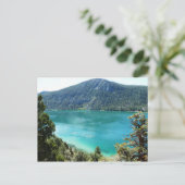 Carte Postale Lac de juin (Debout devant)