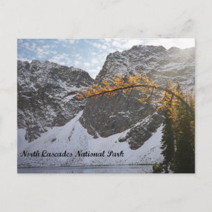 Carte Postale Lac de la montagne enneigée dans les Cascades du N