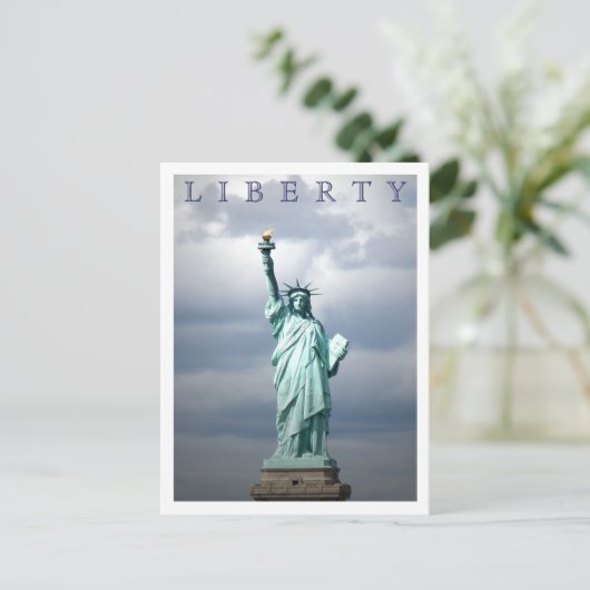 Carte Postale Lady Liberty (Debout devant)
