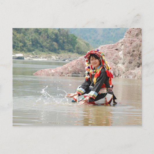 Carte Postale Lady Padaung (Devant)
