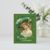 Carte Postale Lady Wears the Green for St Patrick (Debout devant)