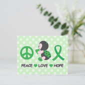 Carte Postale Ladybug Peace Love Hope Green Awareness Ruban (Debout devant)