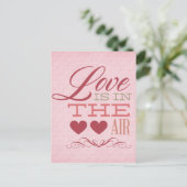 Carte Postale L'amour est dans l'air (Debout devant)