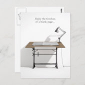 Carte Postale Lampe de bureau de rédaction et papier blanc (Devant / Derrière)