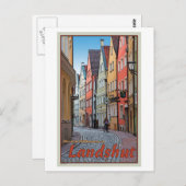 Carte Postale Landclose - Biker sur Cobblestone Alley (Devant / Derrière)